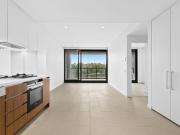 Just a 2 minute walk to the METRO station with Resort...