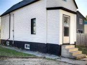 Just in! 100 Berlin Street 1 100 Berlin St #1