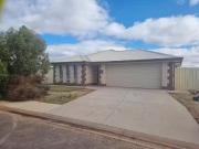 Charming 10 Angela Marino Court, Whyalla Norrie, SA 5608