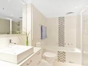 Cozy 1309/5 York Street, Sydney NSW 2000