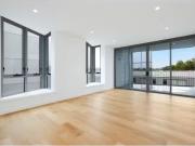 Rental! 163 Mc Evoy Street, Alexandria Apartment for...