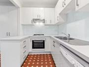 Cozy 18 Watkins Street, Bondi, NSW 2026