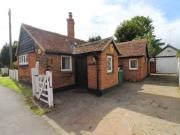 Rental! 1 BA 2 bedroom bungalow for rent in Chelmsford...