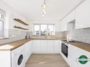 Cozy 1 BA 2 bedroom end of terrace house for rent in The...