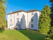 Unique 1 BA 2 bedroom flat for rent in Flat 4 Beaudesert...