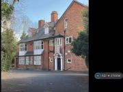 Deal! 1 BA 3 bedroom flat for rent in Glenavon House,...