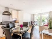 Rental! 1 bedroom apartment for rent in Homesdale Road,...
