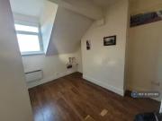 Cozy 1 bedroom flat for rent in Frederick Road,...