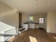 Just in! 1 bedroom ground floor flat for rent in Coombe...