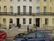 Rental! 1 bedroom house share for rent in Deluxe Hotel...