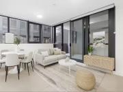 For Rent! 1 BR 104/12 Queens Road, Melbourne, VIC 3004