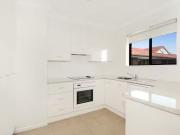 Unique 1 BR 22/22 Commodore Drive, Surfers Paradise, QLD...