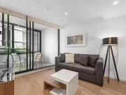 For Rent! 1 BR Agnes Street