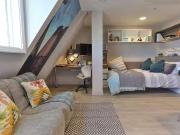 Cheap 1 BR Metrovick House Classic Smaller Studio