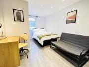 Cozy 1 BR Musjid Road, London