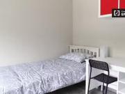 For Rent! 1 BR Room in 7 bedroom apartment for rent in...