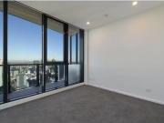 Cheap 2005/560 Lonsdale Street, Melbourne Apartment for...