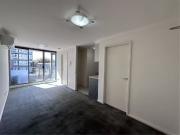 Deal! 212/118 Dudley Street, West Melbourne Apartment...