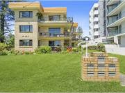 Deal! 2/170 Pacific Parade, BILINGA Apartment for rent...