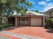 Nice 2/3 Quality Court, Wynn Vale, SA 5127