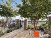 Deal! 27/138 Flemington Road, Harrison, ACT 2914