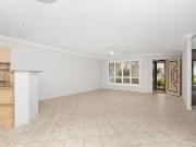 Deal! 2/76 Albert Street, Warners Bay, NSW 2282