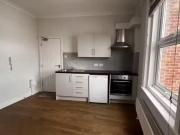 Cheap 2 BA 1 bedroom house of multiple occupation for...
