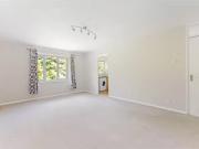 Cheap 2 bedroom apartment for rent in Chepstow, Douglas...