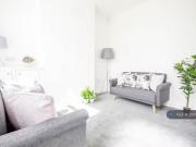 Deal! 2 bedroom terraced house for rent in Cog Lane,...