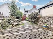 Deal! 2 bedroom terraced house for rent in Hawthorne...