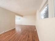 Charming 2 bedrooms Carlington Apartments