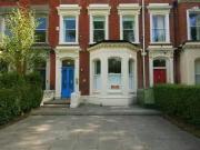 Unique 2 BR Apt 1, 16 College Gardens