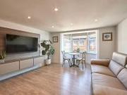 Just in! 2 BR Eastborough Just in! 2 BR Eastborough