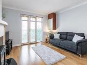 Nice 2 BR Holywell Rise