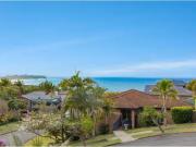 Deal! 2 Gem Close, Caves Beach House for rent Listed by...