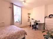 Unique 3 bedroom house share for rent in Sefton Road,...