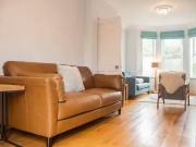Cheap 3 BR 3 rooms apartment in Rathmines