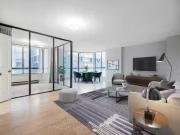 Just in! 3 BR 509 280 Simcoe Street, Toronto, ON, M5T...