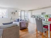 Rental! 3 BR Queensbridge Road