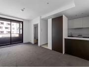 Just in! 408D/604 Swanston, Carlton Apartment for rent...