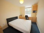 Just in! 4 bedroom flat for rent in Cardigan Road,...