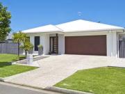 Deal! 4 BR 16 Wolseley Way, Upper Coomera, QLD 4209