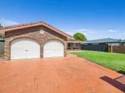Just in! 4 BR 17 Willis Court, Mermaid Waters, QLD 4218