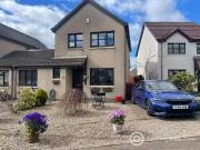 Charming 4 BR Property to rent in Hospitalfield Gardens,...