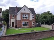 Cozy 4 BR Waterfoot Park