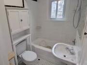 Nice 57483476 15 Ivy Crescent #1/2