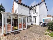 Deal! 5 bedroom semi detached house for rent in Richmond...