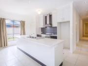 Just in! 5 BR 38 Mactier Avenue, Wodonga, VIC 3690