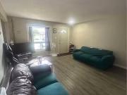 Just in! 63 Wilkes St N3T 4V9 B 63 Wilkes St #B