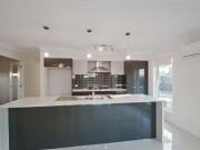 For Rent! 6 Peninsula Avenue, HAYWARDS BAY House for...